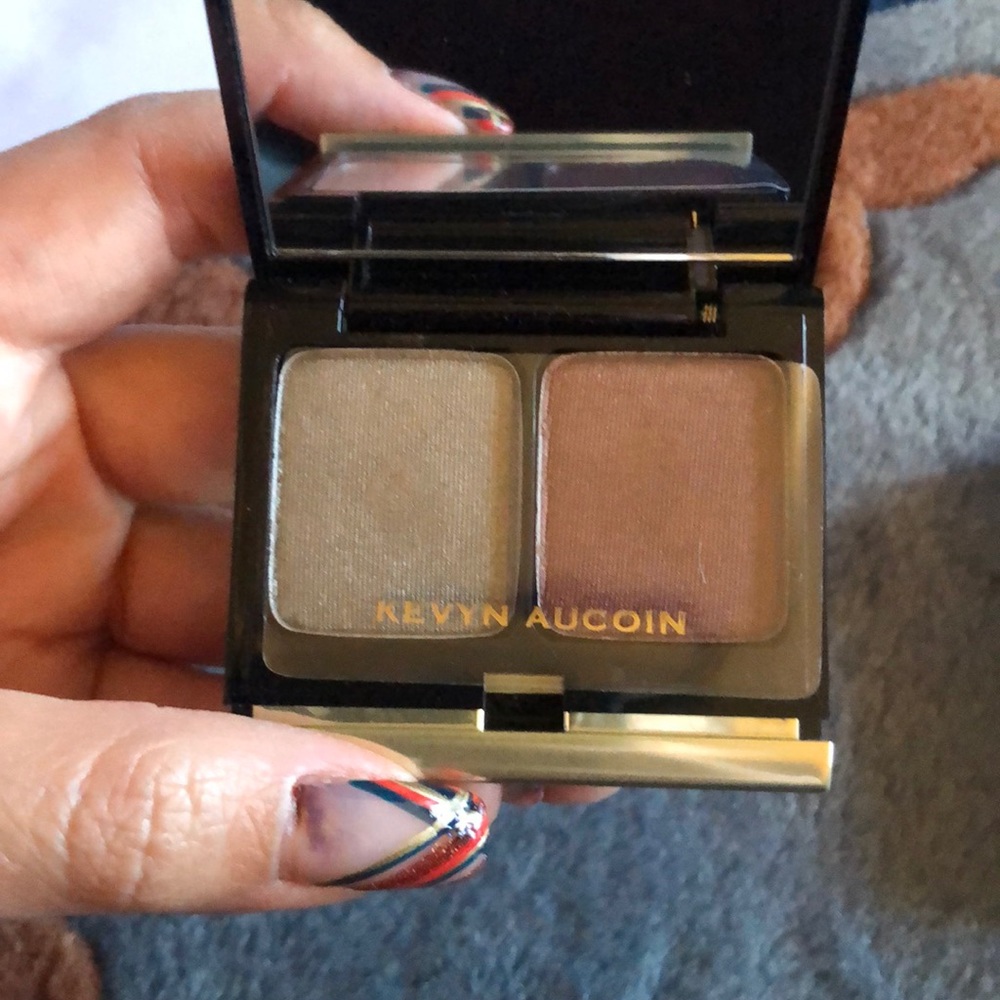 NWT Kevyn Aucoin Eyeshadow Duo 204